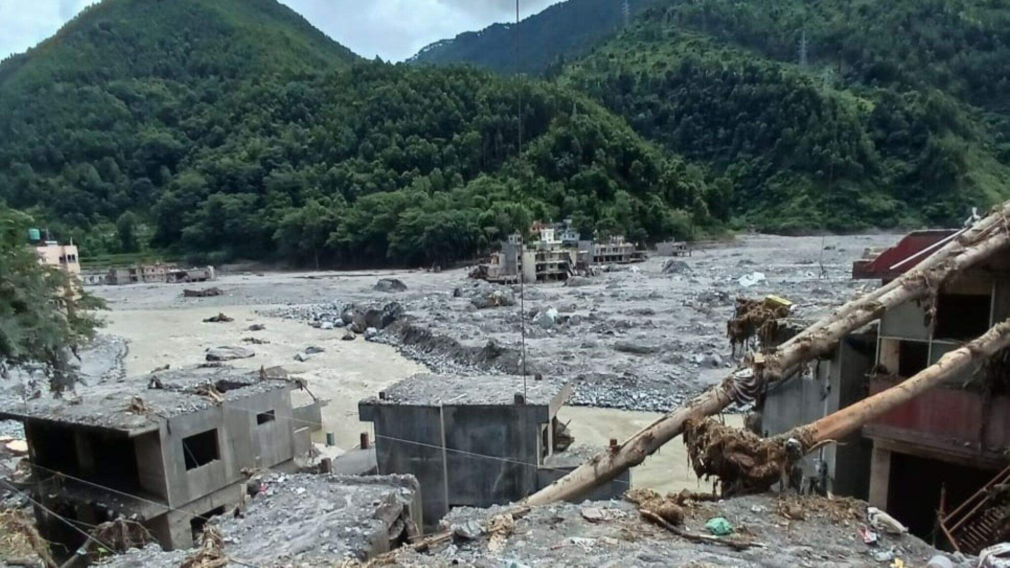 Image Situația umanitară din zonele afectate din Nepal (img: Terre des Hommes)
 